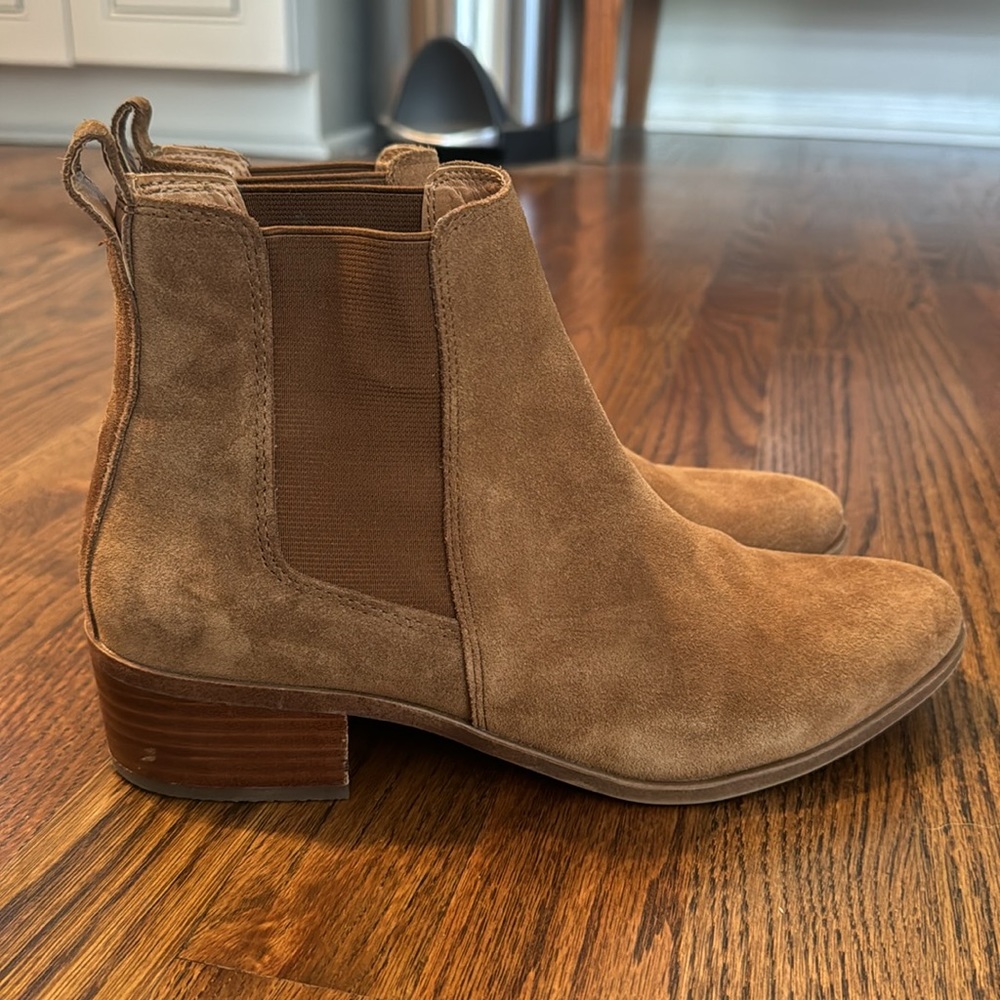Steve Madden Brown Suede Chelsea Booties